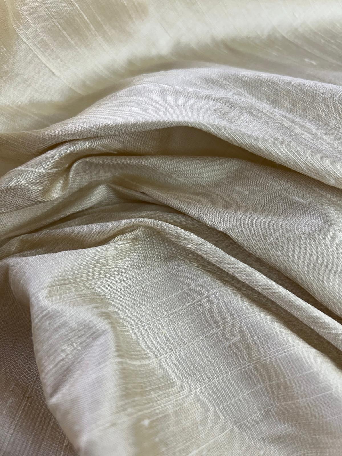 Dupioni Silk/Silk Shantung/Chiffon/Georgette/Velvet